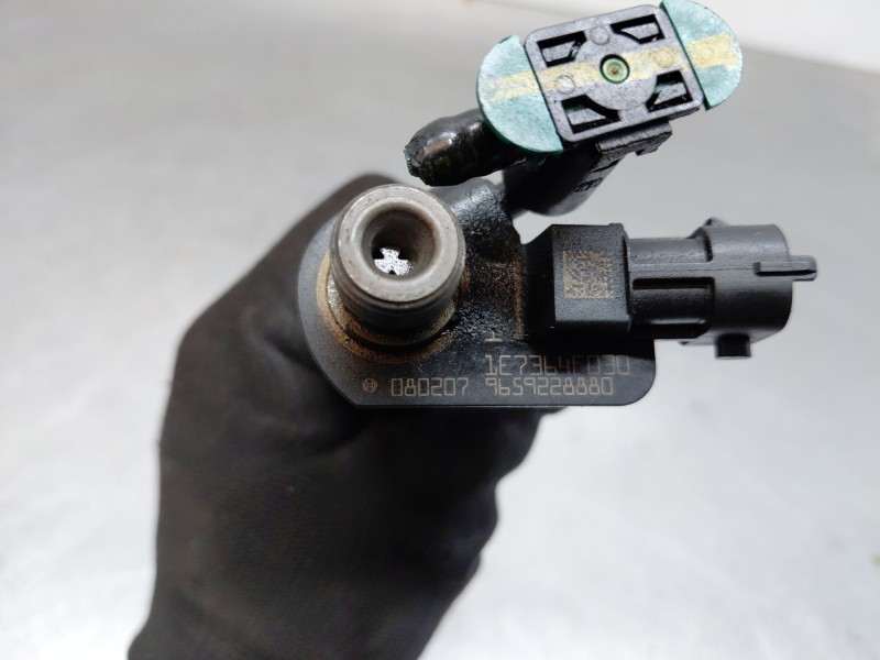 Recambio de inyector para mitsubishi outlander ii (cw_w) 2.2 di-d 4wd referencia OEM IAM 9659228880  