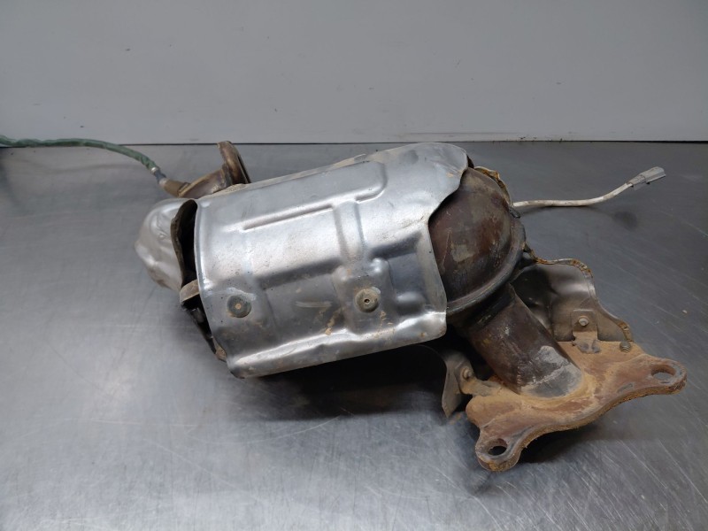 Recambio de catalizador para renault clio iv life referencia OEM IAM   
