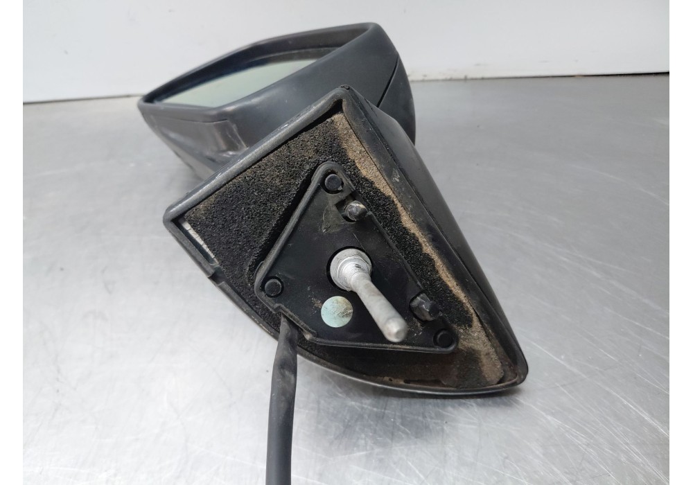 Recambio de retrovisor izquierdo para peugeot 407 (6d_) 1.6 hdi 110 (6d9hzc, 6d9hyc) referencia OEM IAM 8151GV  