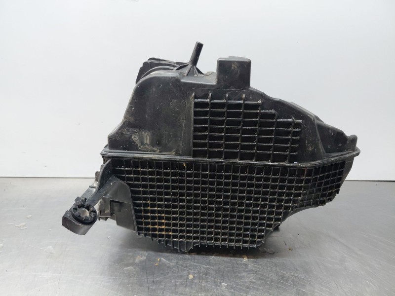 Recambio de filtro aire para renault clio iv life referencia OEM IAM 165001258R  