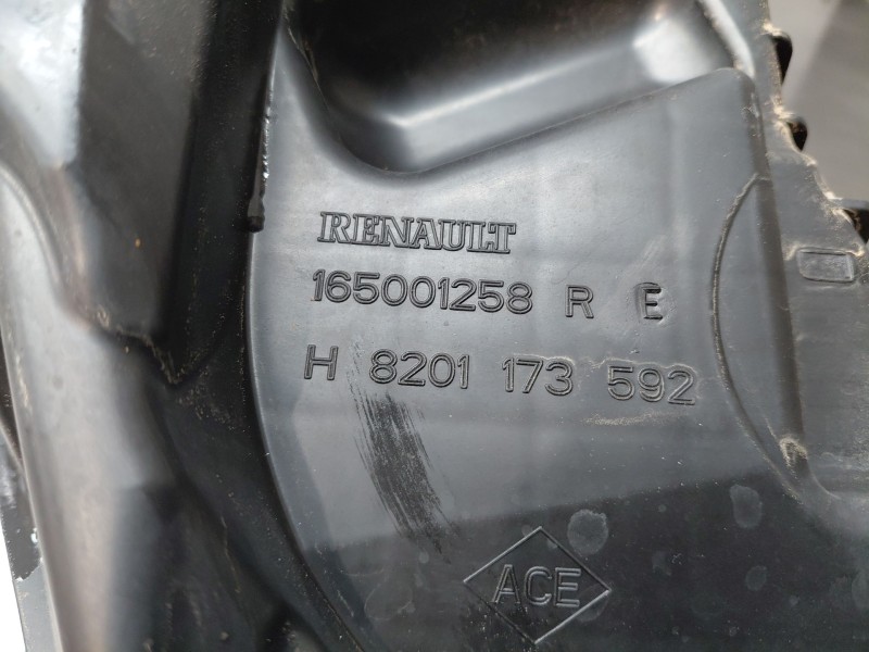 Recambio de filtro aire para renault clio iv life referencia OEM IAM 165001258R  