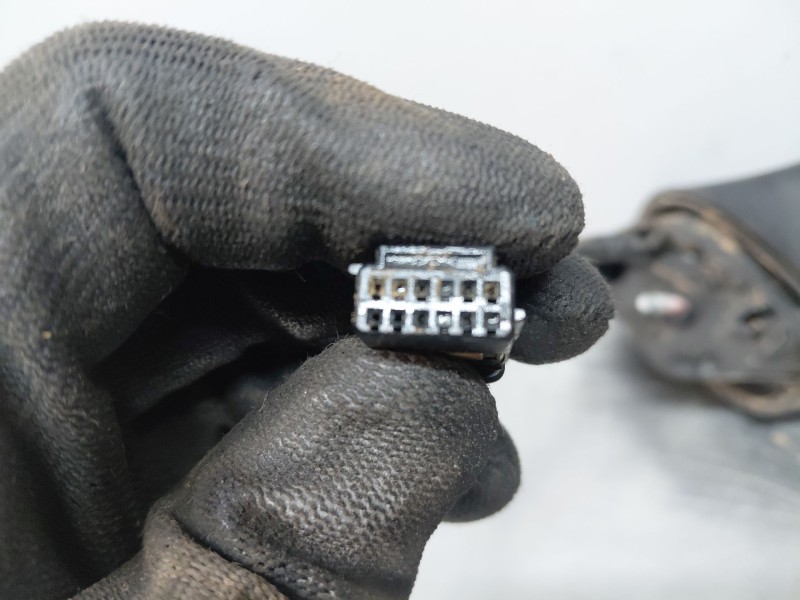 Recambio de retrovisor derecho para renault clio iv life referencia OEM IAM 963016264R  