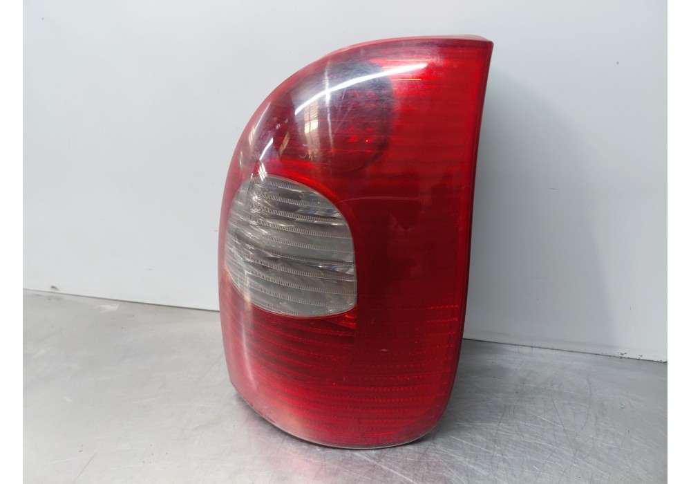 Recambio de piloto trasero derecho para citroën xsara picasso (n68) 1.6 hdi referencia OEM IAM   