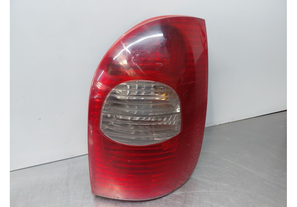 Recambio de piloto trasero derecho para citroën xsara picasso (n68) 1.6 hdi referencia OEM IAM   