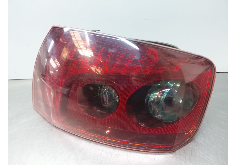 Recambio de piloto trasero derecho para peugeot 407 (6d_) 1.6 hdi 110 (6d9hzc, 6d9hyc) referencia OEM IAM 6351HP  