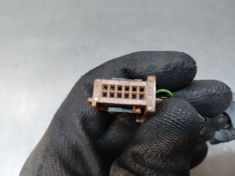 Recambio de retrovisor derecho para peugeot 407 (6d_) 1.6 hdi 110 (6d9hzc, 6d9hyc) referencia OEM IAM 8149VC  