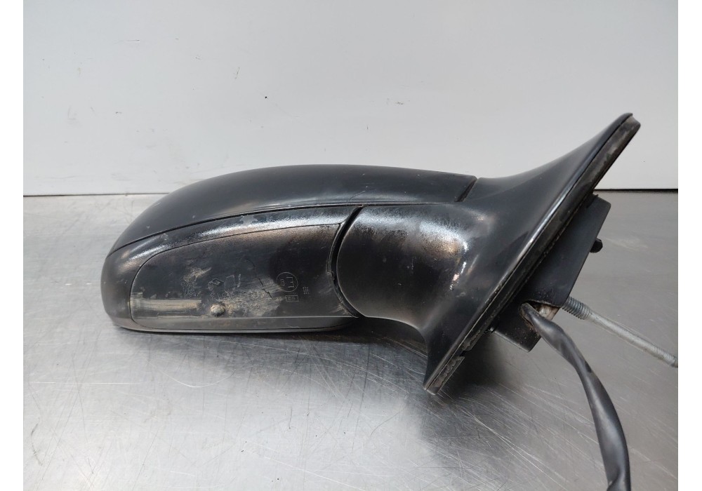 Recambio de retrovisor derecho para peugeot 407 (6d_) 1.6 hdi 110 (6d9hzc, 6d9hyc) referencia OEM IAM 8149VC  