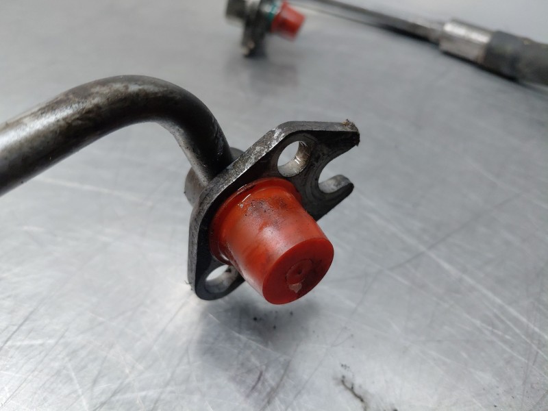 Recambio de tubo presion direccion asistida para audi a4 b8 (8k2) 2.0 tdi referencia OEM IAM 8R1422893R  