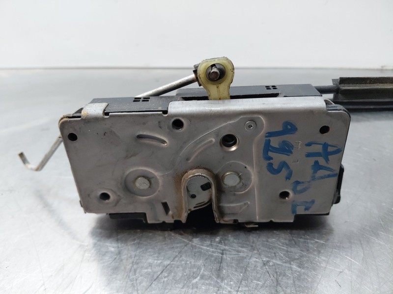 Recambio de cerradura puerta delantera izquierda para fiat ducato 250 furgón multijet referencia OEM IAM 1393821080  