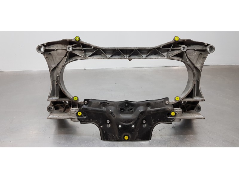 Recambio de puente delantero para lexus is 300h referencia OEM IAM 5120130140  