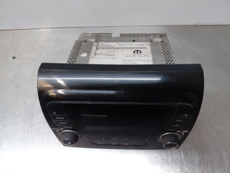 Recambio de sistema audio / radio cd para fiat ducato 250 furgón multijet referencia OEM IAM 735758863 7356232340 