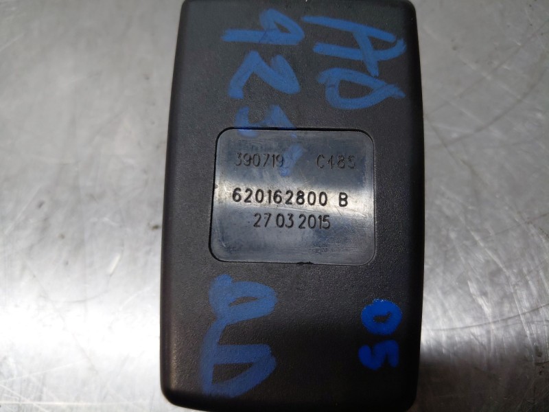 Recambio de enganche del cinturon delantero der para fiat ducato 250 furgón multijet referencia OEM IAM 60911744  