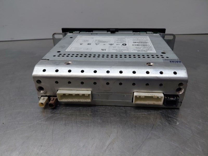 Recambio de sistema audio / radio cd para renault master iii furgón referencia OEM IAM   