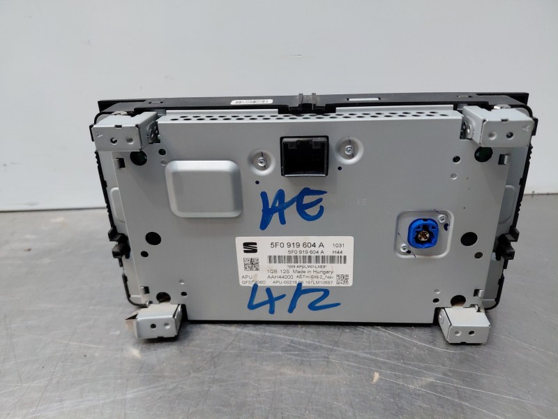 Recambio de pantalla multifuncion para seat ibiza st (6p8) style referencia OEM IAM   