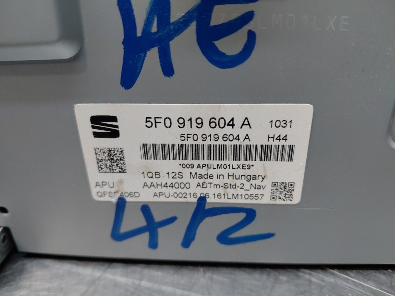 Recambio de pantalla multifuncion para seat ibiza st (6p8) style referencia OEM IAM   