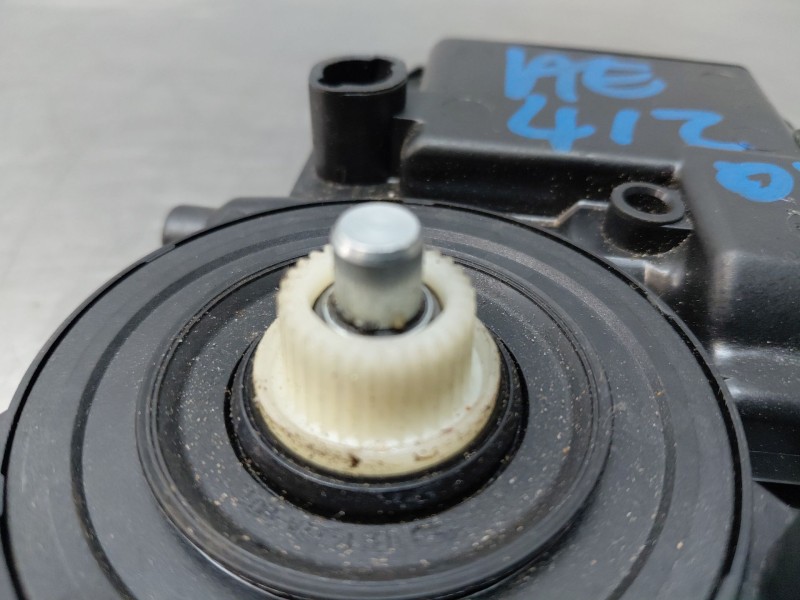 Recambio de motor elevalunas delantero izquierdo para seat ibiza st (6p8) style referencia OEM IAM   