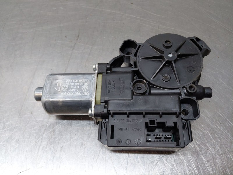 Recambio de motor elevalunas delantero derecho para seat ibiza st (6p8) style referencia OEM IAM   