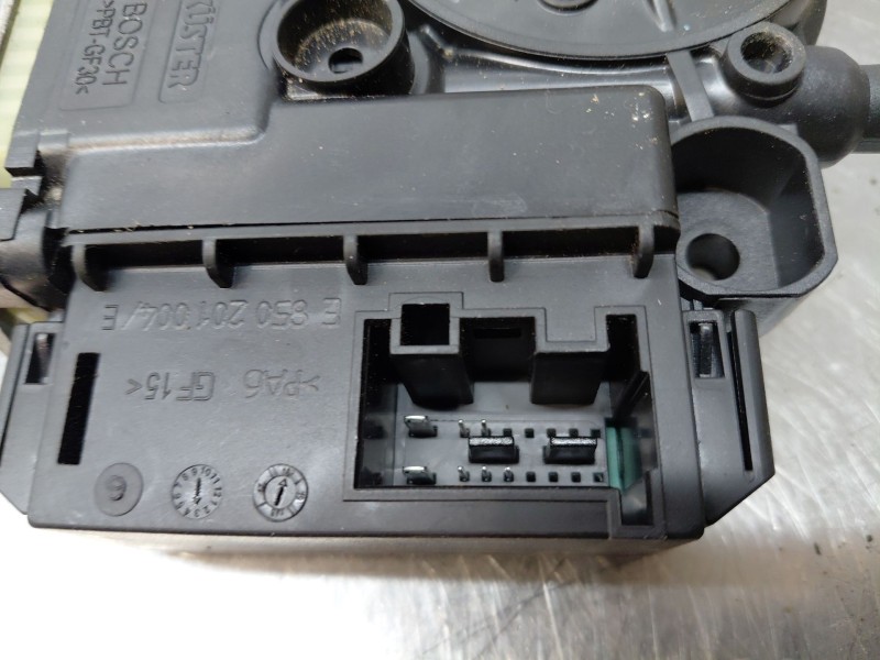 Recambio de motor elevalunas delantero derecho para seat ibiza st (6p8) style referencia OEM IAM   