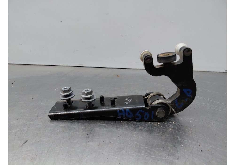 Recambio de soporte / guia puerta corredera para renault master iii furgón referencia OEM IAM   