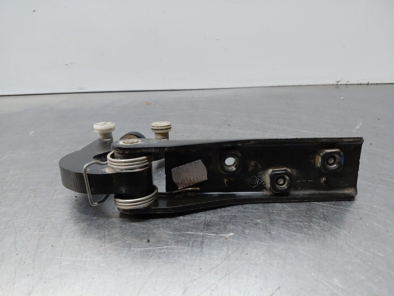 Recambio de soporte / guia puerta corredera para renault master iii furgón referencia OEM IAM   