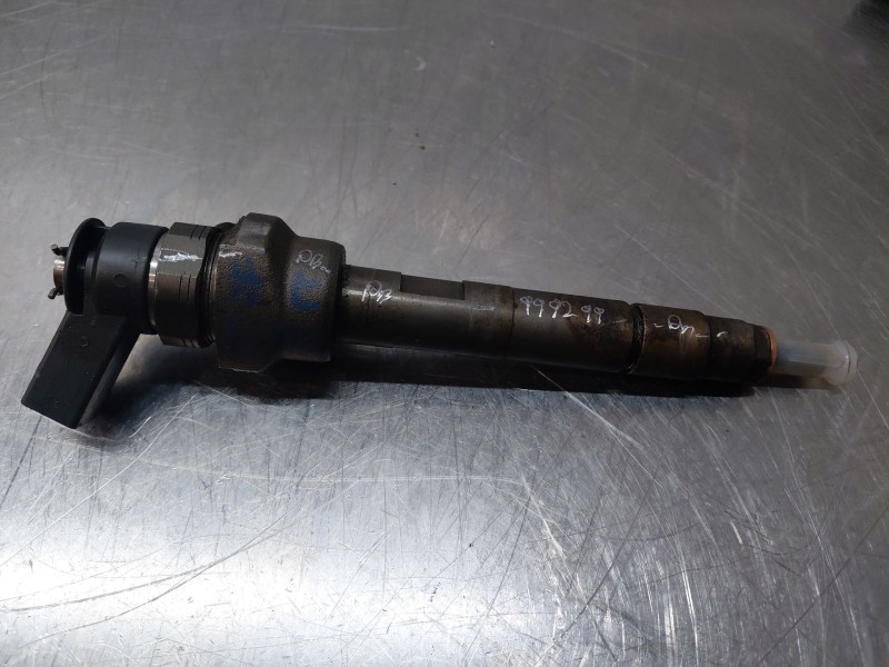 Recambio de inyector para bmw x1 (e84) xdrive 18 d referencia OEM IAM 0445110289  
