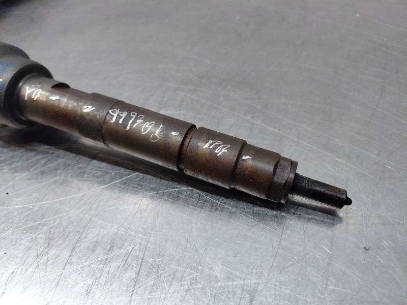 Recambio de inyector para bmw x1 (e84) xdrive 18 d referencia OEM IAM 0445110289  