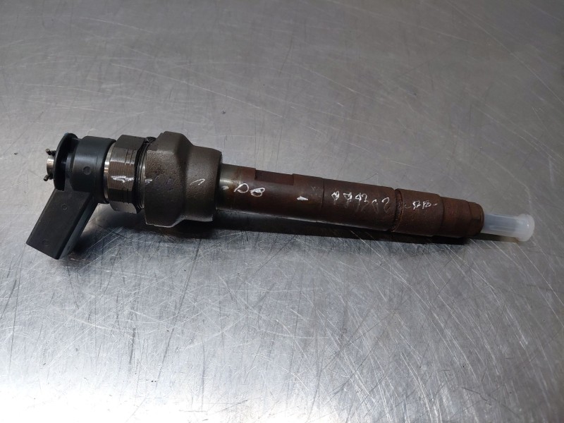 Recambio de inyector para bmw x1 (e84) xdrive 18 d referencia OEM IAM 0445110289  