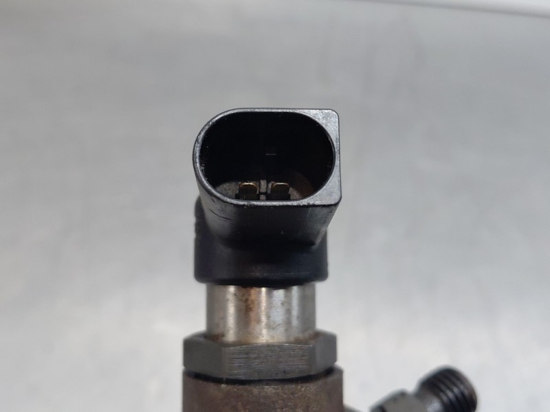 Recambio de inyector para peugeot 407 coupé (6c_) 2.7 hdi referencia OEM IAM 1980H1  