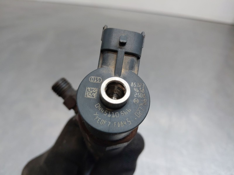 Recambio de inyector para peugeot partner kasten active referencia OEM IAM   