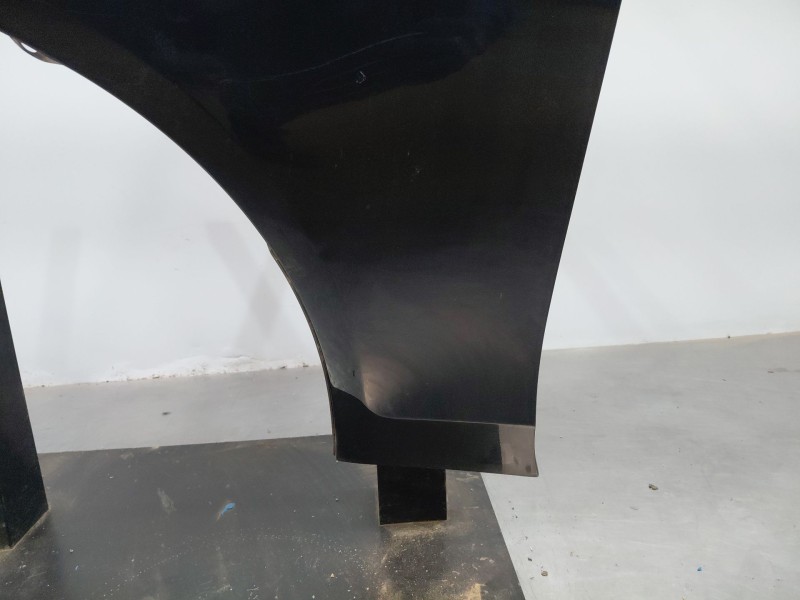 Recambio de aleta delantera izquierda para audi a4 ber. (b8) multitronic referencia OEM IAM 8K0821105J  