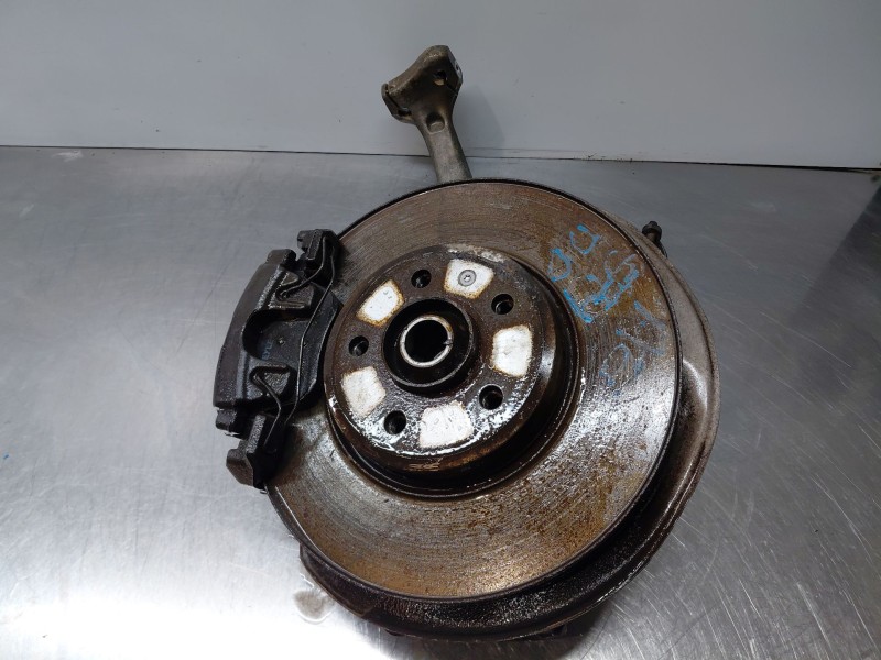 Recambio de mangueta delantera derecha para audi a4 b8 (8k2) 2.0 tdi referencia OEM IAM 8K0407254T  