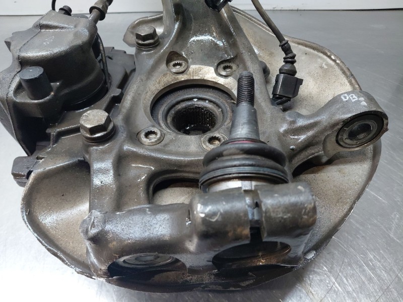 Recambio de mangueta delantera izquierda para audi a4 b8 (8k2) 2.0 tdi referencia OEM IAM 8K0407253T  