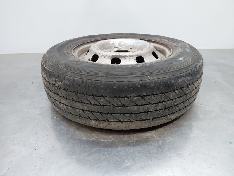 Recambio de neumatico repuesto para fiat ducato 250 furgón multijet referencia OEM IAM 1375621080  