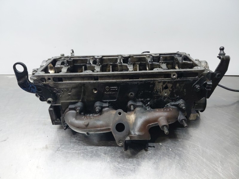 Recambio de culata para audi a4 b8 (8k2) 2.0 tdi referencia OEM IAM 03L103351J 03L103373 