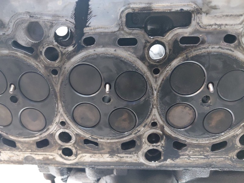 Recambio de culata para audi a4 b8 (8k2) 2.0 tdi referencia OEM IAM 03L103351J 03L103373 