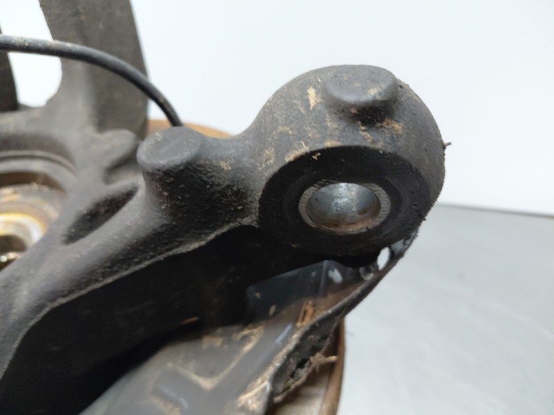 Recambio de mangueta delantera derecha para fiat ducato 250 furgón multijet referencia OEM IAM 52217719  