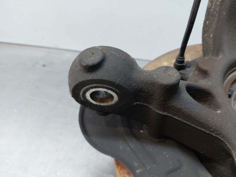 Recambio de mangueta delantera izquierda para fiat ducato 250 furgón multijet referencia OEM IAM 52217718  