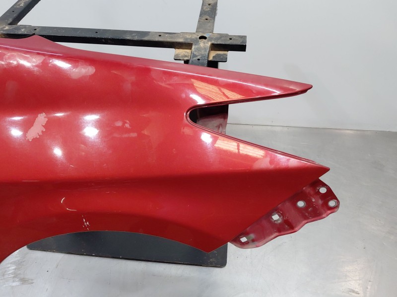 Recambio de aleta delantera derecha para toyota prius (_w3_) 1.8 hybrid (zvw3_) referencia OEM IAM   