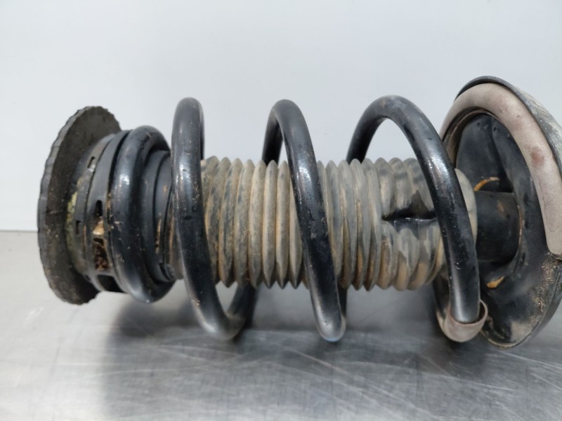 Recambio de amortiguador delantero derecho para renault master iii furgón referencia OEM IAM   