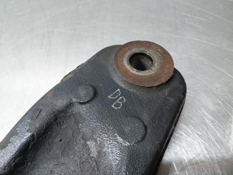 Recambio de brazo suspension inferior delantero derecho para renault master iii furgón referencia OEM IAM   