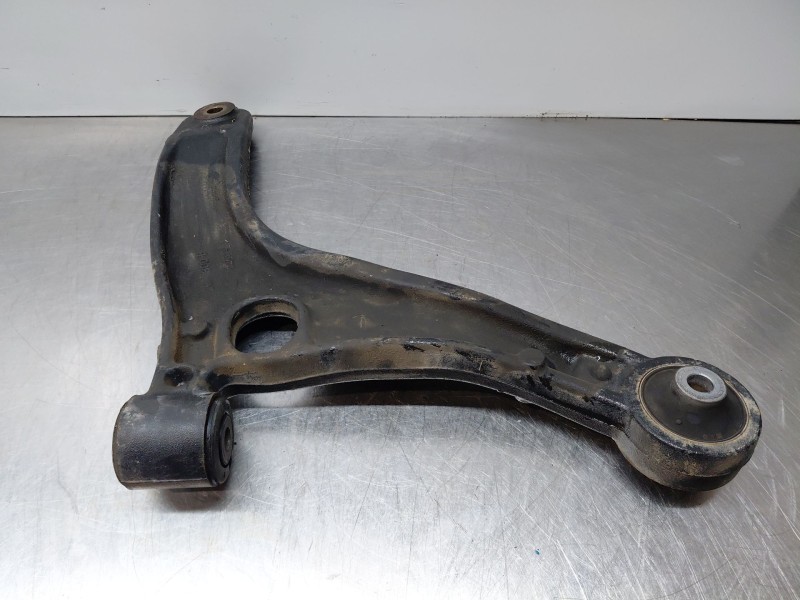 Recambio de brazo suspension inferior delantero izquierdo para renault master iii furgón referencia OEM IAM   