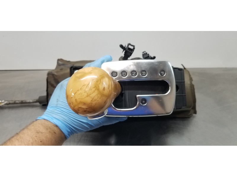 Recambio de palanca cambio para audi a8 (4e2) 4.2 quattro referencia OEM IAM 4E1713041BG  