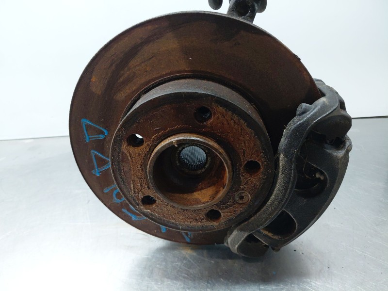 Recambio de mangueta delantera derecha para renault master iii furgón referencia OEM IAM   