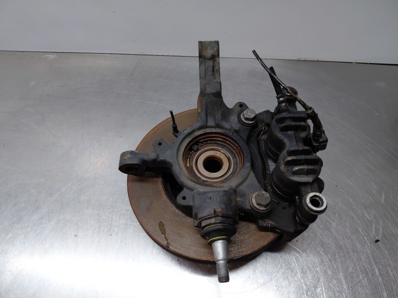 Recambio de mangueta delantera izquierda para renault master iii furgón referencia OEM IAM   