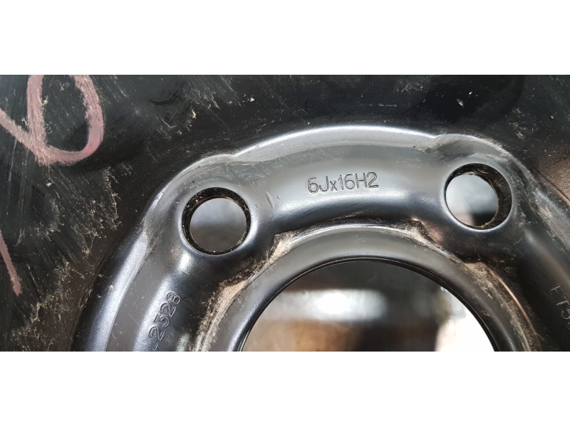 Recambio de llanta para nissan primastar cerrada referencia OEM IAM 7700307014  