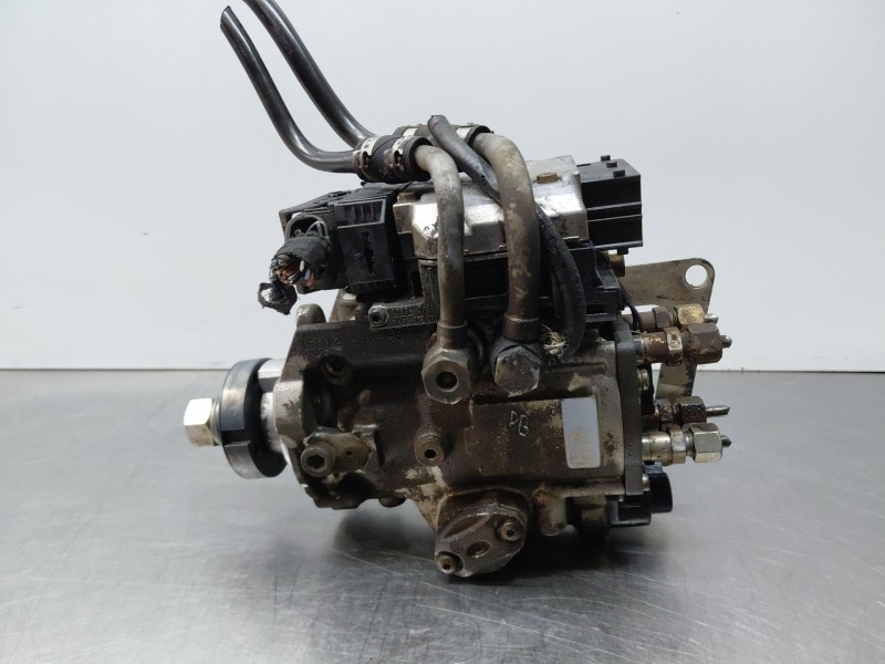 Recambio de bomba inyeccion para opel vectra c (z02) 2.0 dti 16v (f69) referencia OEM IAM 93172234  