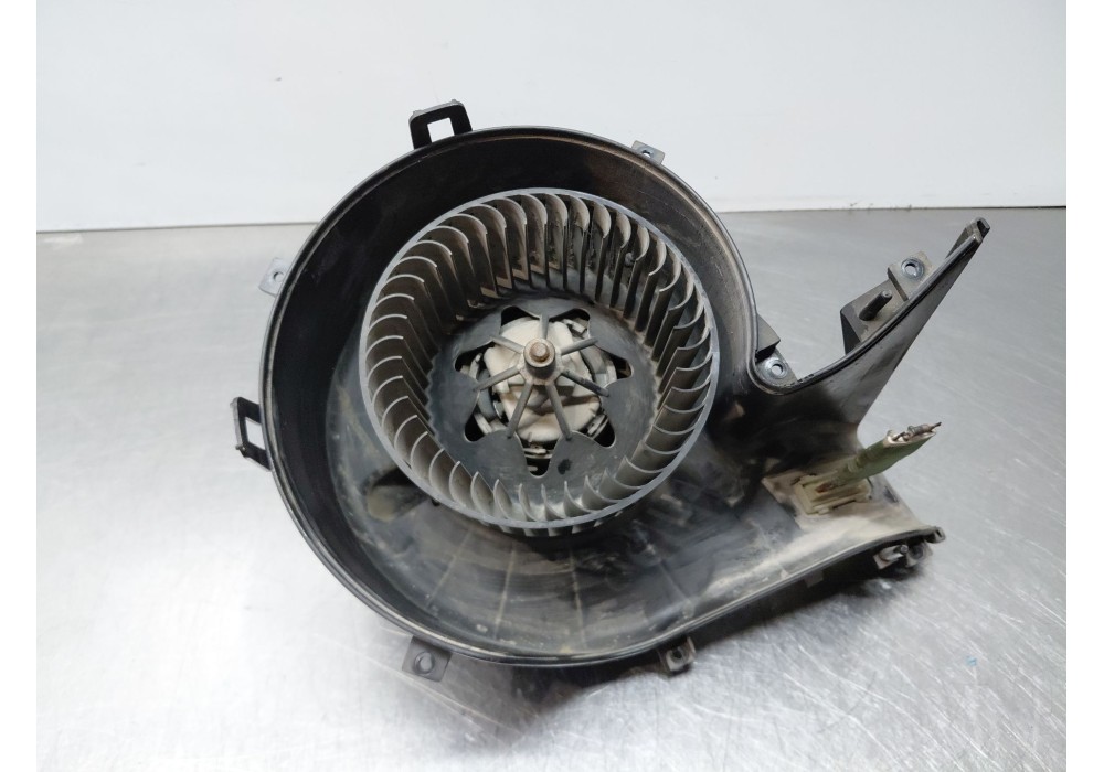 Recambio de motor calefaccion para opel vectra c (z02) 2.0 dti 16v (f69) referencia OEM IAM 13250119  