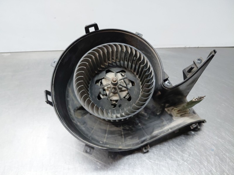 Recambio de motor calefaccion para opel vectra c (z02) 2.0 dti 16v (f69) referencia OEM IAM 13250119  