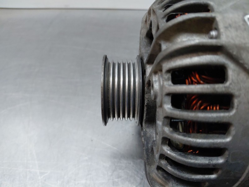 Recambio de alternador para opel vectra c (z02) 2.0 dti 16v (f69) referencia OEM IAM 0124525030  