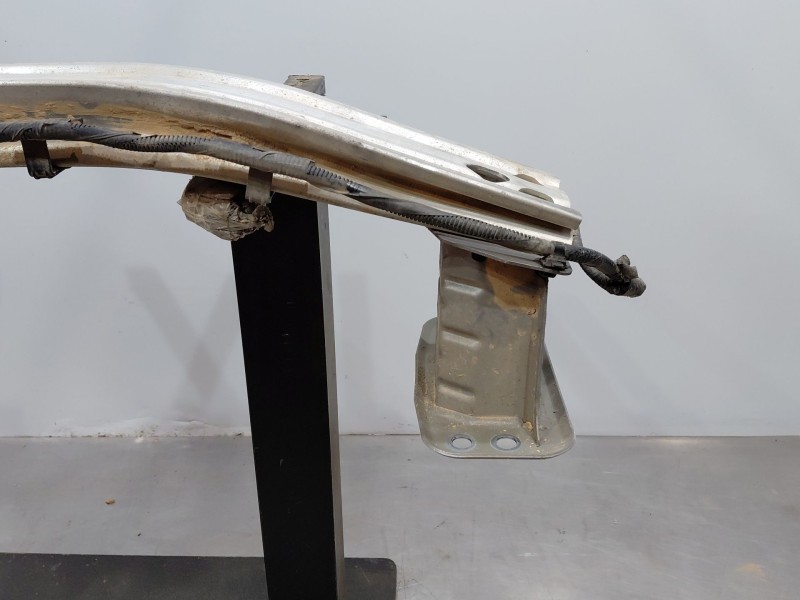 Recambio de refuerzo paragolpes delantero para toyota c-hr hybrid referencia OEM IAM   